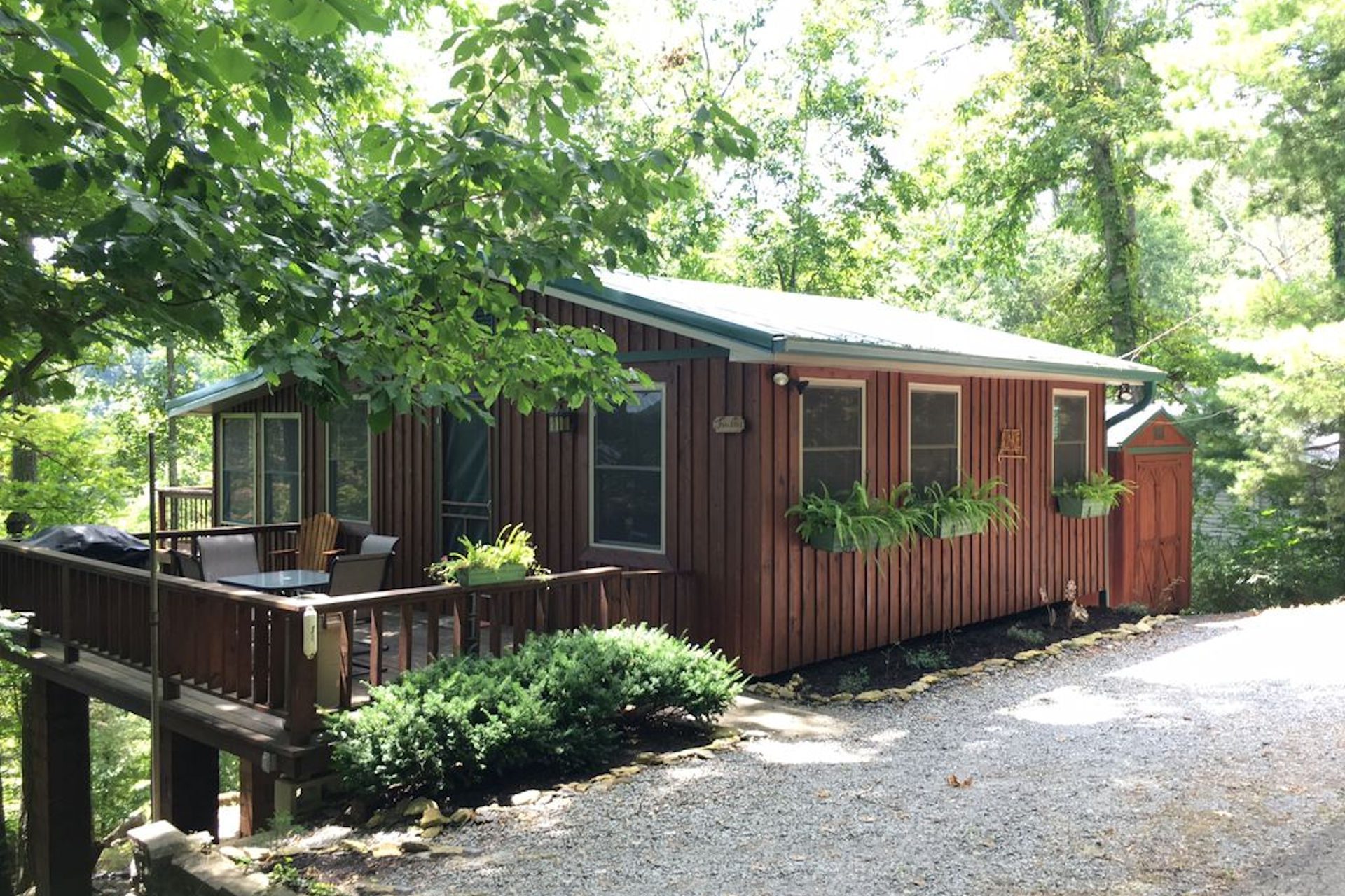 Cabin On The Lake Lake Cumberland Vacation • Lake Cumberland Tourism