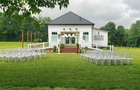 Gran's Place and Irvin's Schoolhouse - Event Venues on Lake Cumberland in Russell Springs and Accommodations